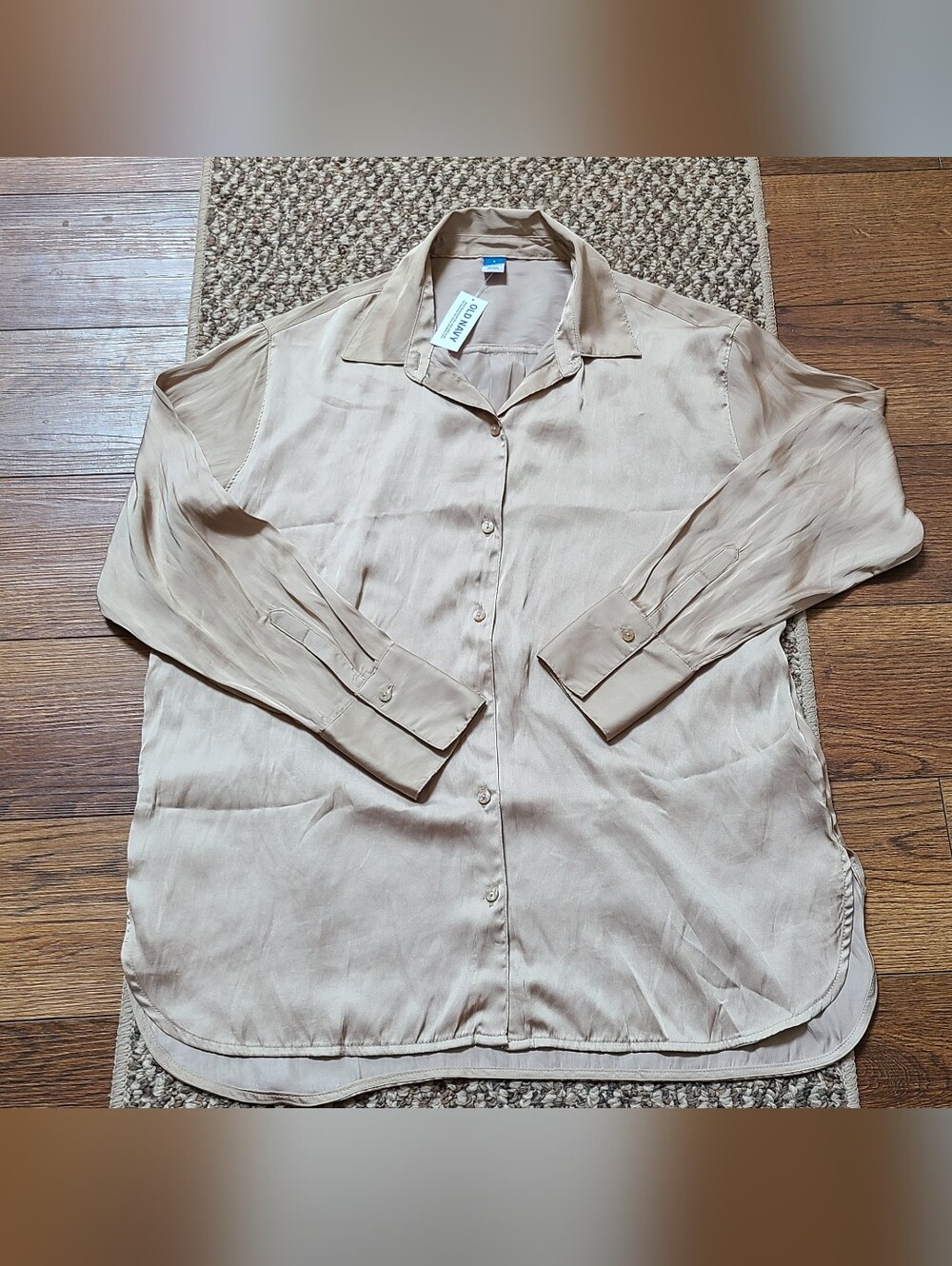 Old Navy Small Beige/Gold Satin Like Button-Front Blouse